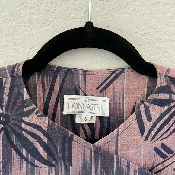 Vintage 90’s Doncaster Mandarin-Style Ikat Toggle Blazer Size 6 - Picture 5 of 9